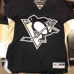 NWOT: Stitched Penguins Jersey
